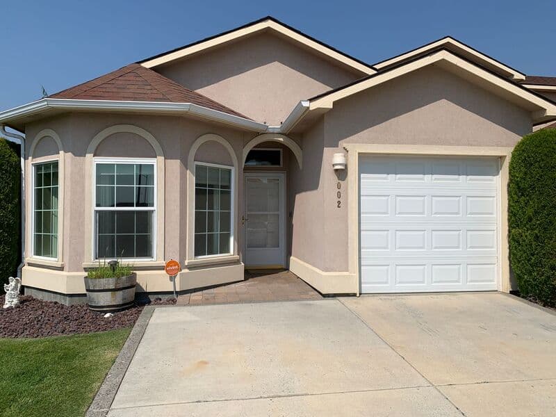 Pasco Townhome: 6002 Mia Lane