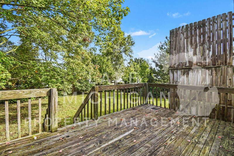 Kentwood Condo: 5838 Christie Avenue Southeast