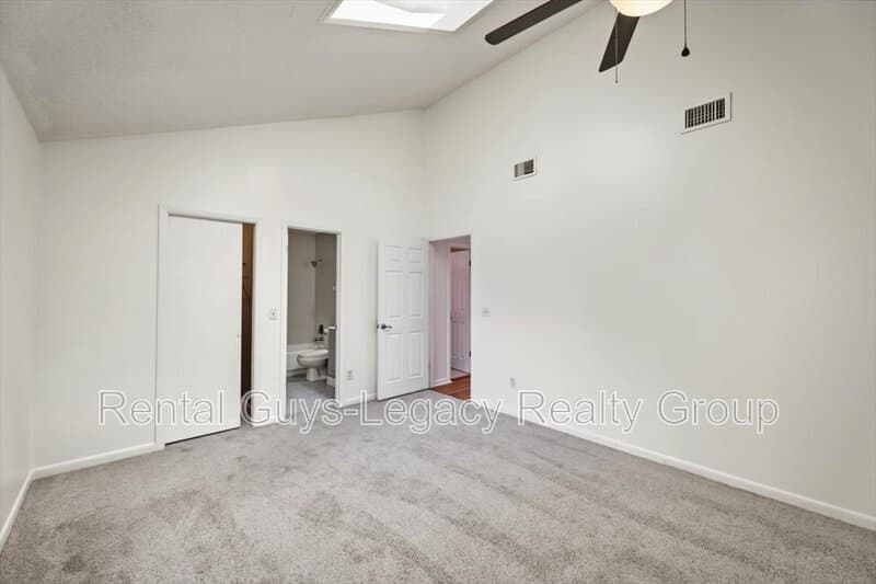 Orange Park Townhome: 803 Kettering Way
