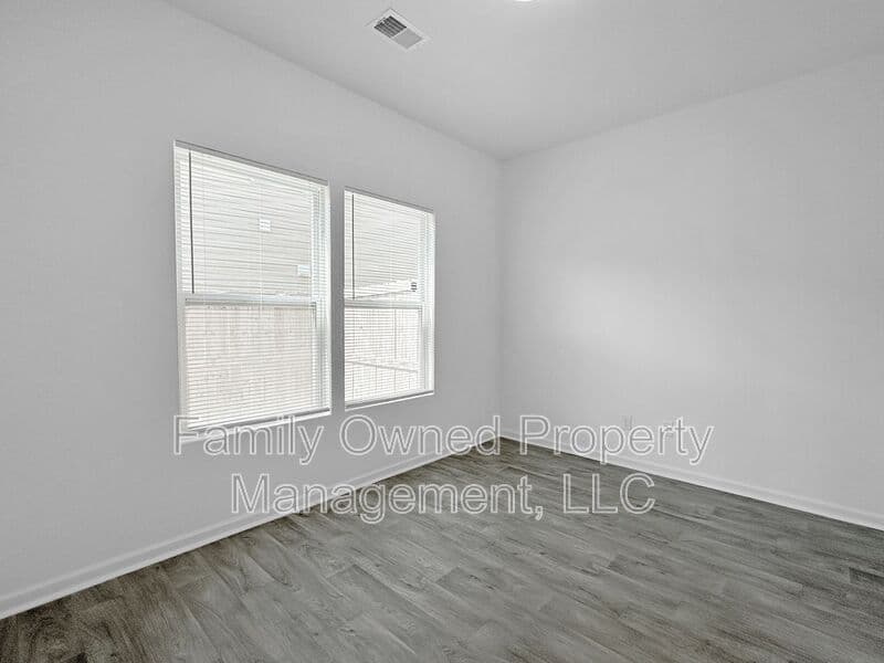 Summerville House: 105 Whimbrel Drive