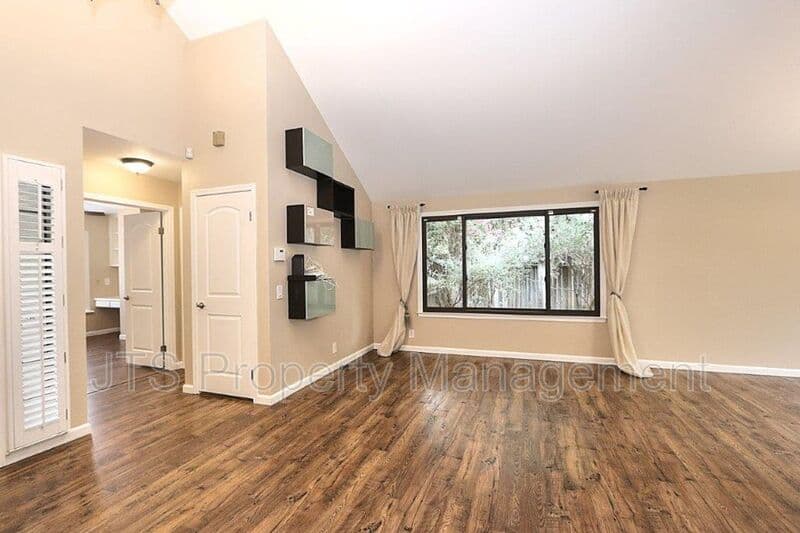 Gold River House: 2173 Roaring Camp Drive