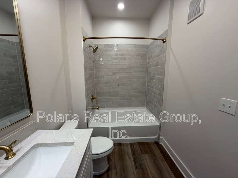 Carmel Condo: 925 Veterans Way