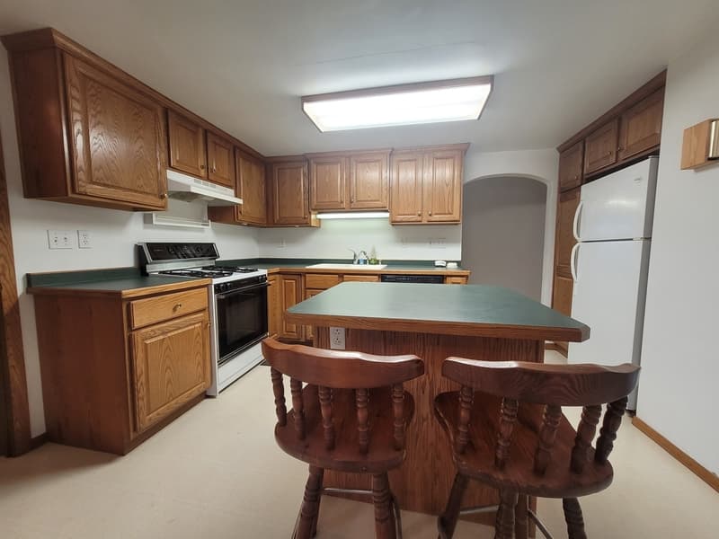 Appleton House: 4939 North Meade Street