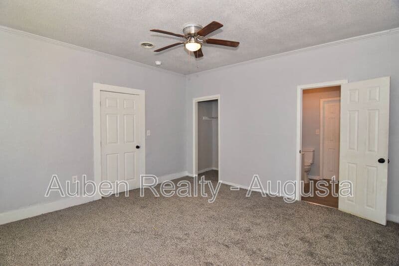 Augusta House: 1015 8th Street