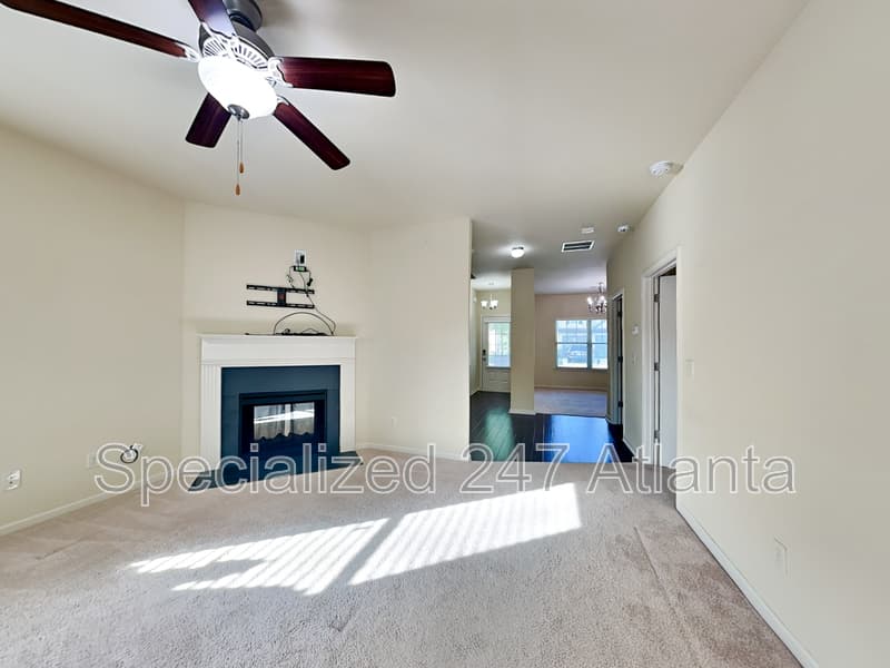 Lawrenceville House: 1324 Little Hampton Dr