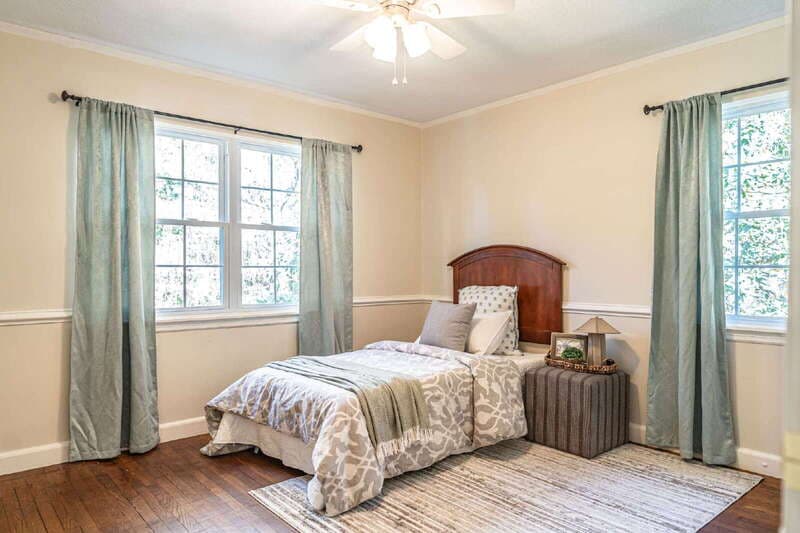 Pinebluff Condo: 435 West Baltimore Avenue