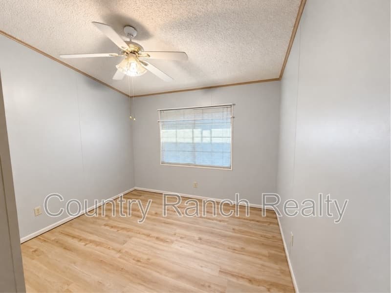Bullhead City House: 530 Havasu Lane