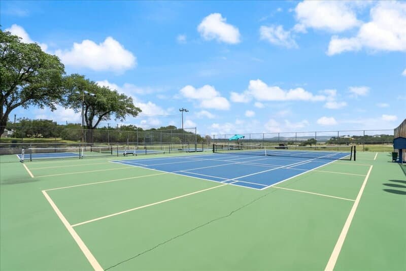 Lago Vista Condo: 5800 Club House Drive A