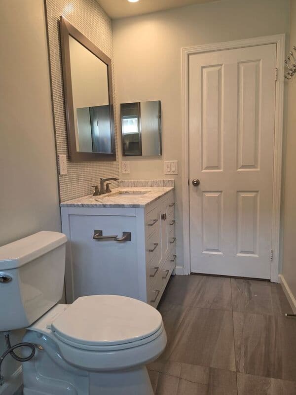 Tustin House: 12425 Woodhall Way