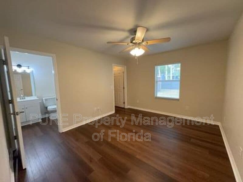 Ocala House: 7529 SW 78th Place