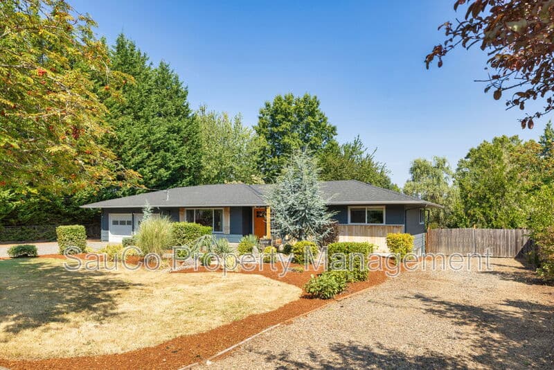 Gresham House: 5301 Southeast Welch Road
