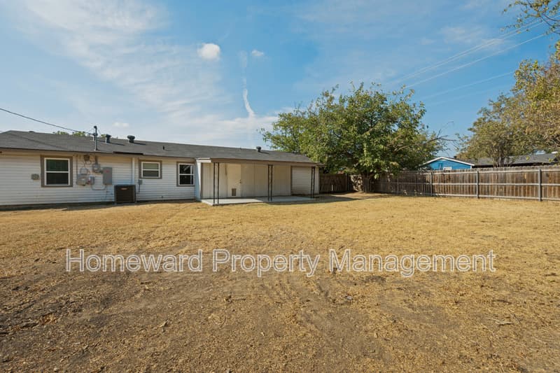 Haltom City House: 5301 Stanley Keller Road