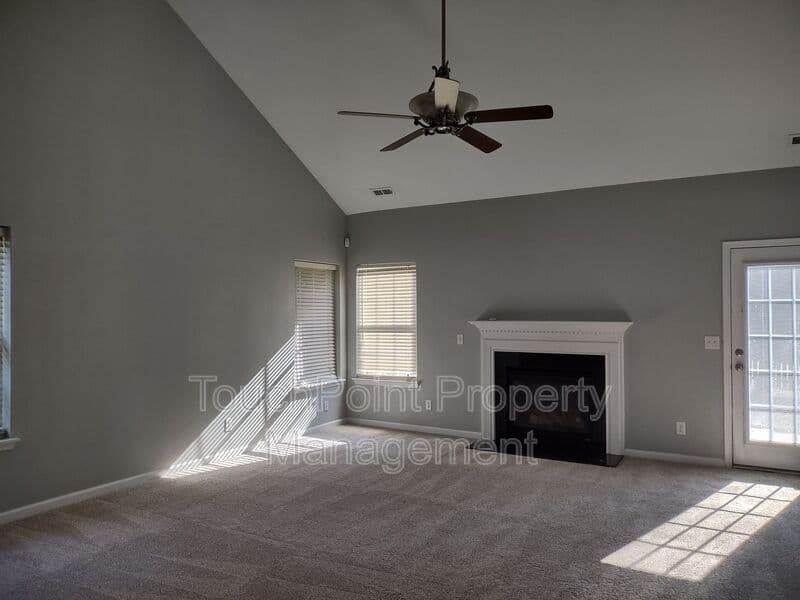 Matthews House: 3012 Stevens Schultz Ln