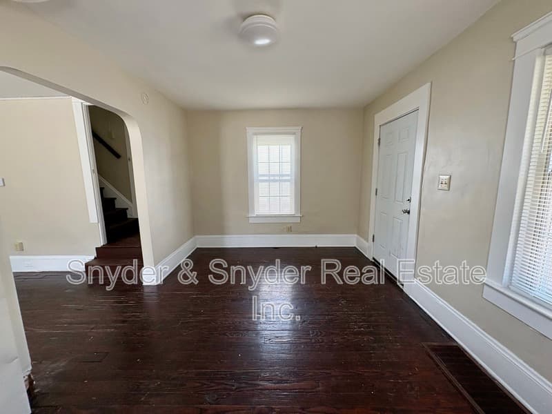 Akron House: 141 Fulton Street