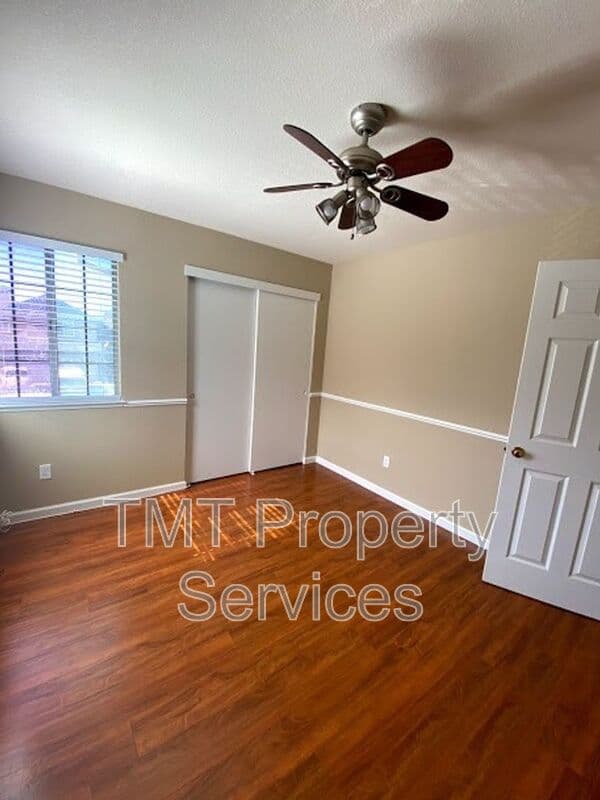 Sacramento House: 1 Windance Ct