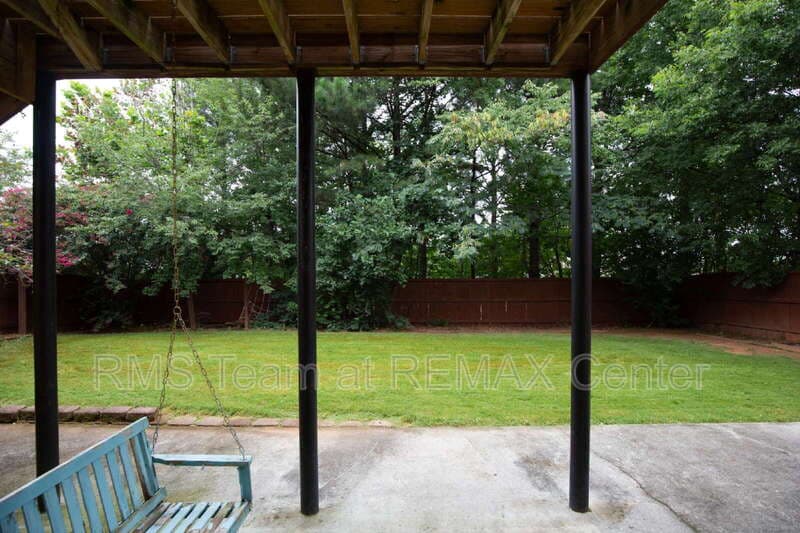 Duluth House: 2315 Hiawassee Dr