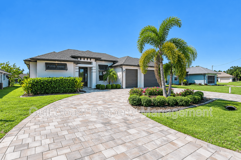 Rotonda West House: 5 Sportsman Place
