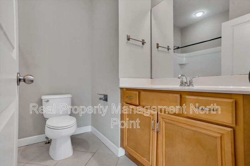 Decatur House: 3026 Eltham Pl