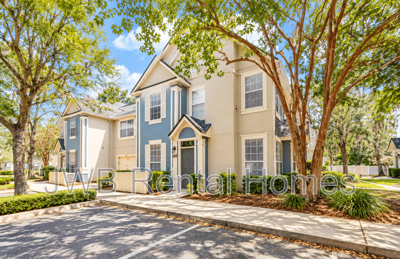 Jacksonville Condo: 13700 Richmond Park Dr N #1206