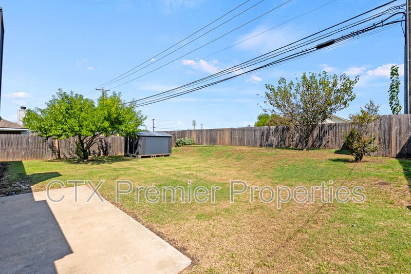Killeen House: 2703 Fieldstone Drive