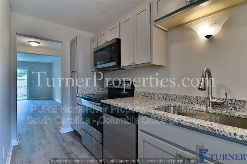 Columbia House: 308 Percival Rd
