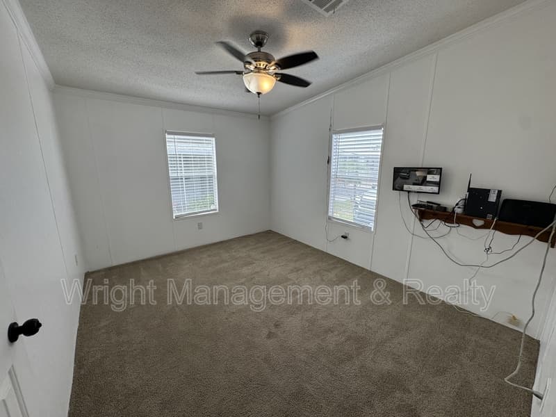 Riverview House: 8471 Fantasia Park Way