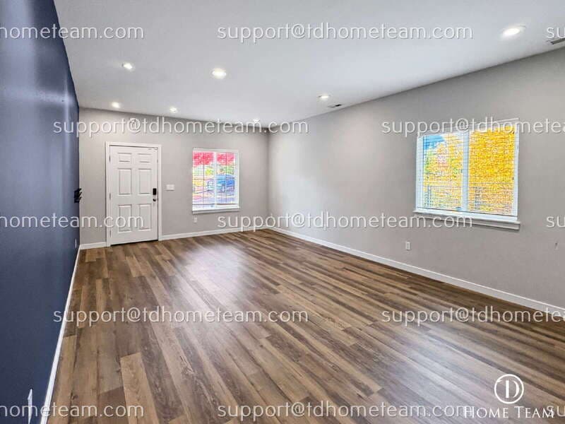 Kent House: 23806 118th Pl SE