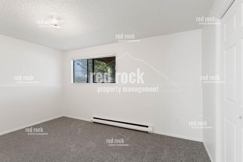 Spokane Valley Condo: 2724 North Perrine Court - 1