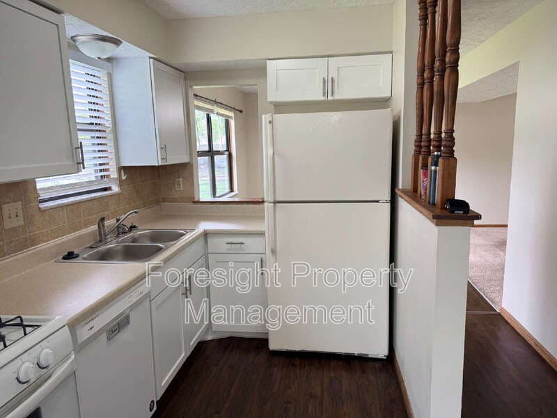 Columbus House: 3850 Heatherglen Drive