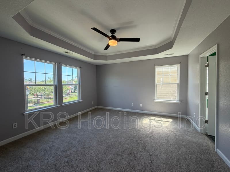 Portsmouth House: 214 Harmony Dr