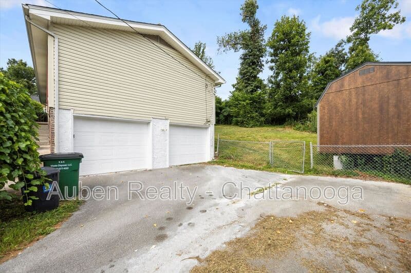 Ooltewah House: 4015 Shady Oak Drive