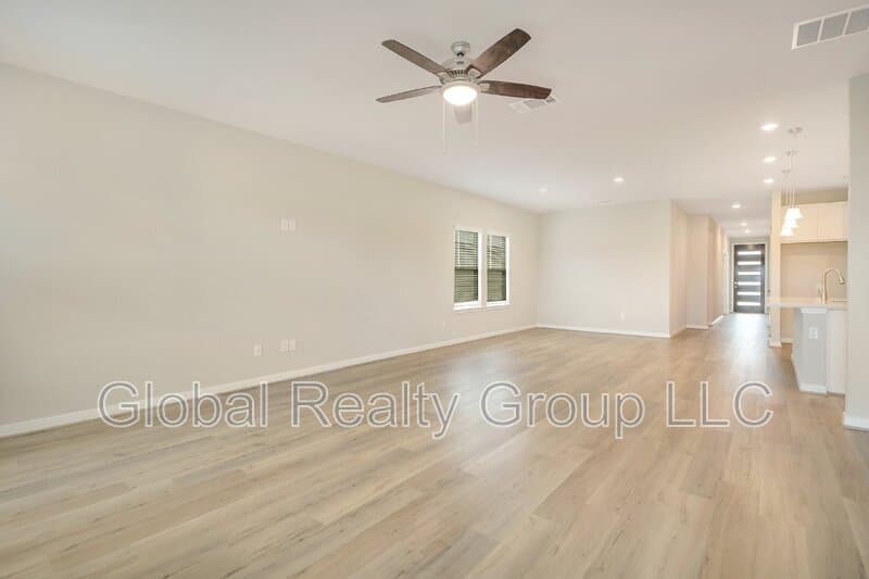 New Braunfels House: 1247 Meyers Mdw