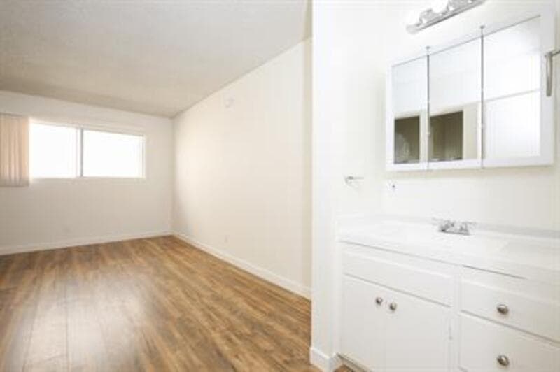 Los Angeles Condo: 12460 Culver Boulevard - 5