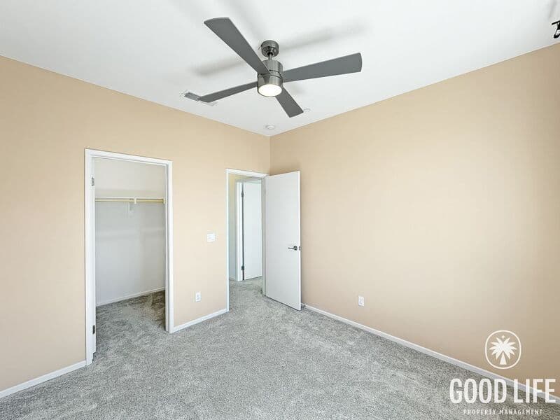 San Diego Townhome: 5215 Surfwalk Way