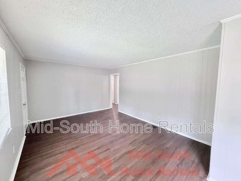 Memphis House: 3682 Suzanne Drive