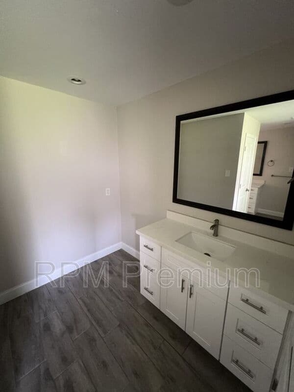 Baton Rouge House: 10444 Browning Dr.