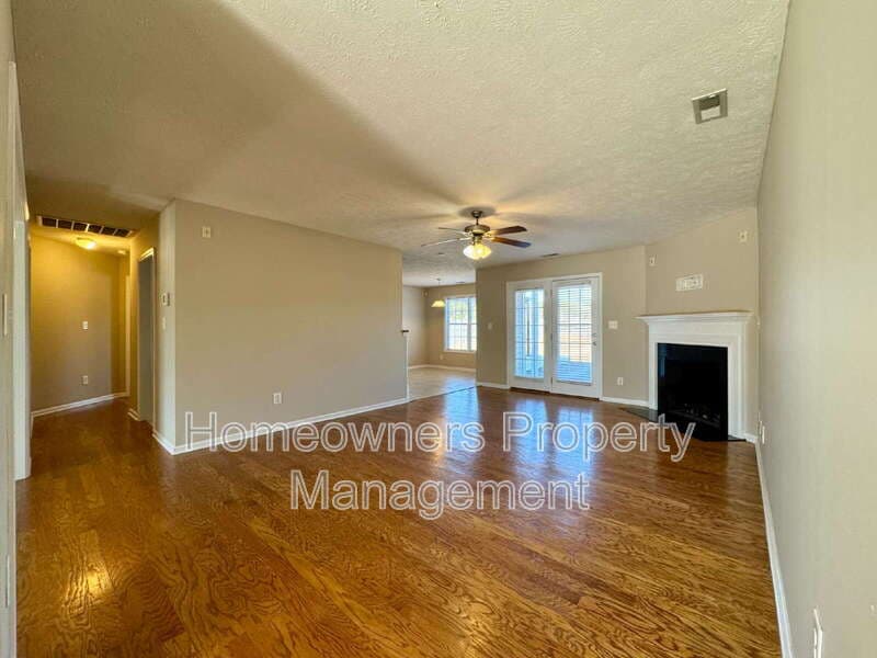 Raeford House: 114 Edisto Ct