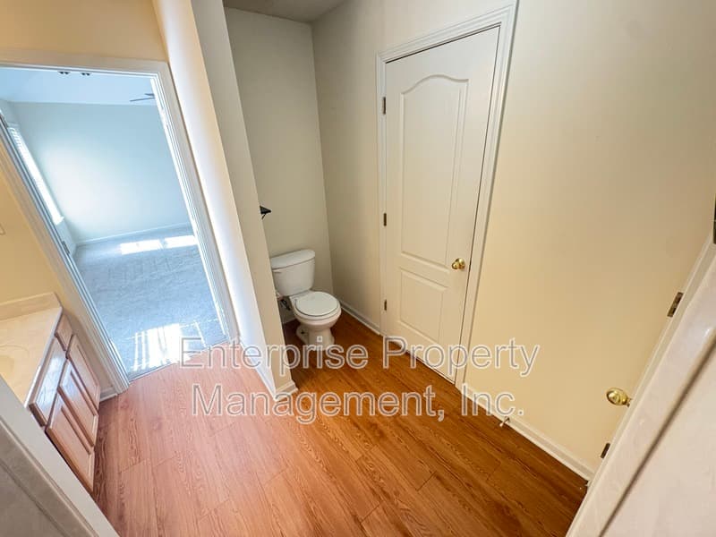 Cordova House: 10127 Cross Valley Drive