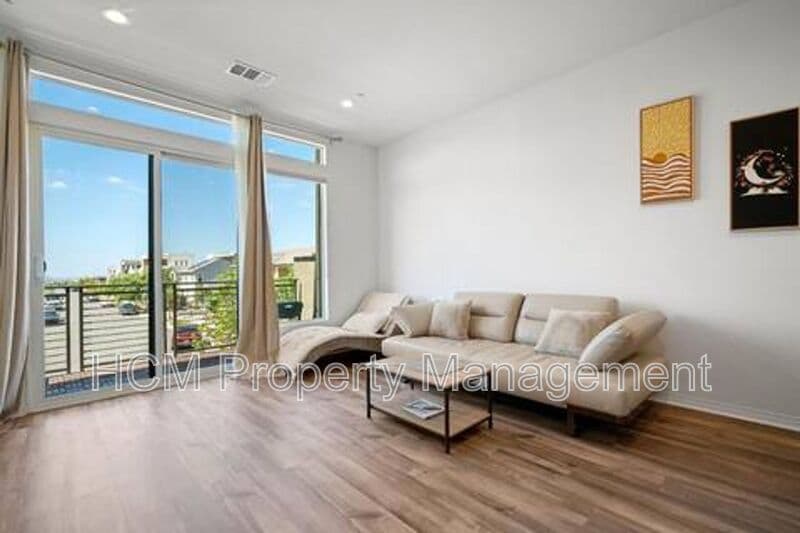 Irvine House: 102 Keeper