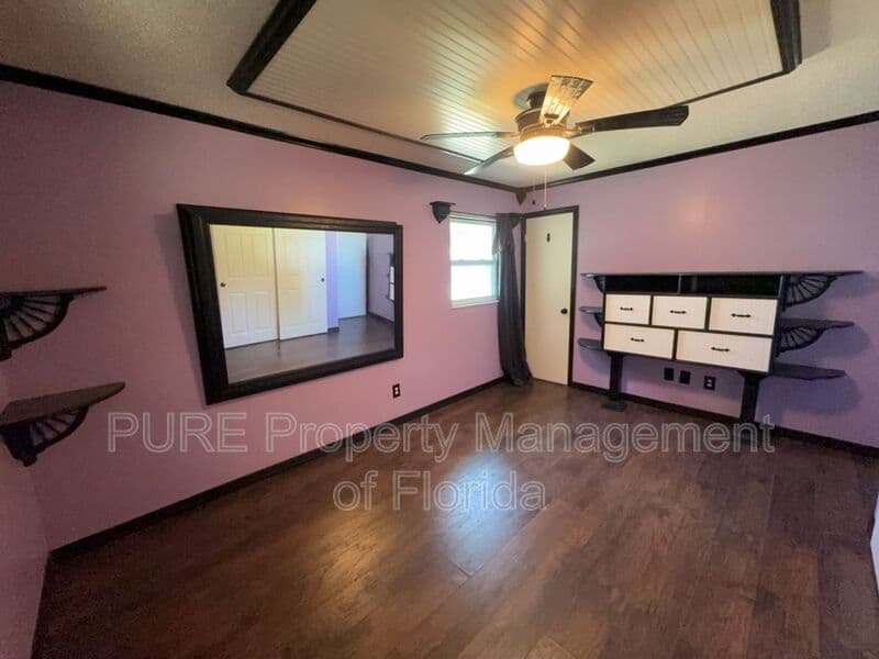 Ocklawaha House: 12300 SE 128th CT