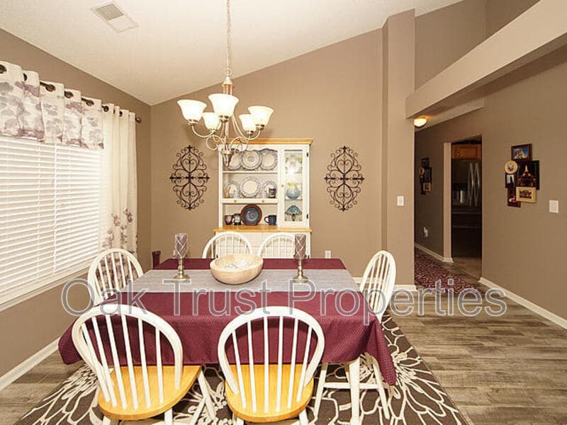 Hanahan House: 7237 Sweetgrass Blvd
