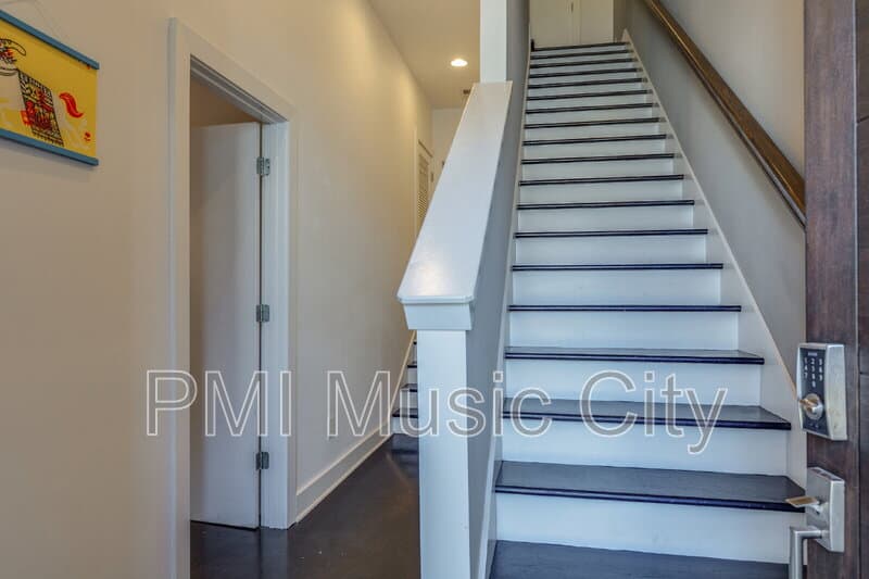 Nashville Townhome: 1027 Wedgewood Ave
