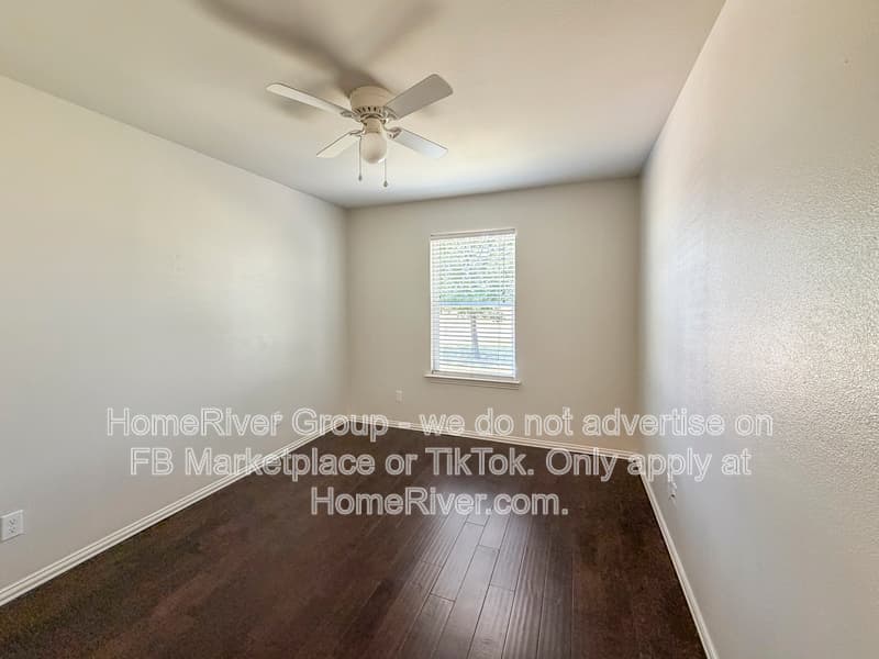 Sherman House: 3017 N Hickory St