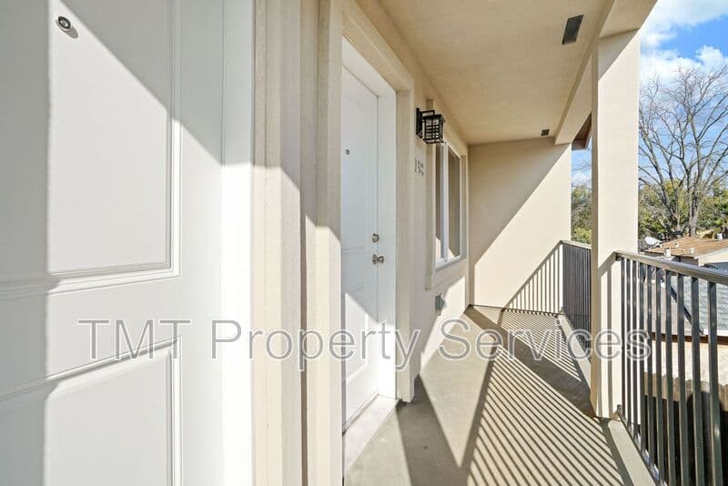 Sacramento House: 4190 35th Street