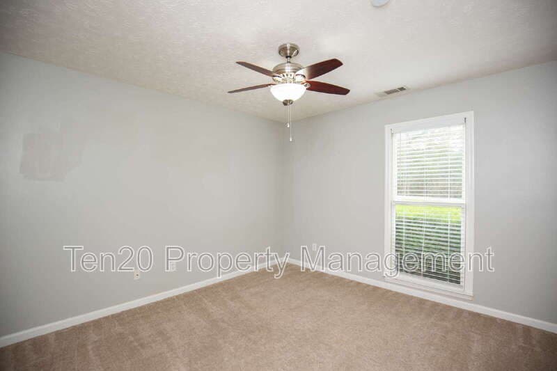 Smiths Station House: 776 Lee Rd 222