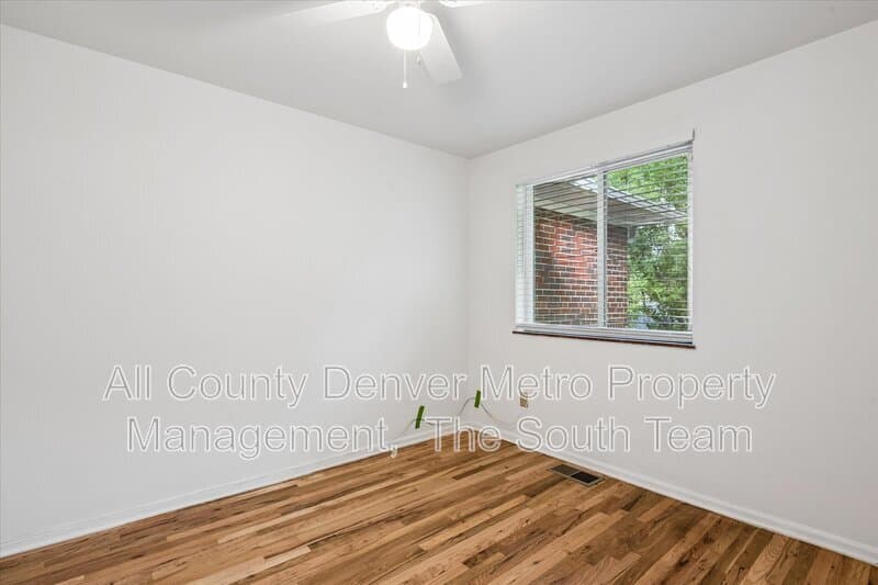 Aurora Condo: 10207 E 14th Ave