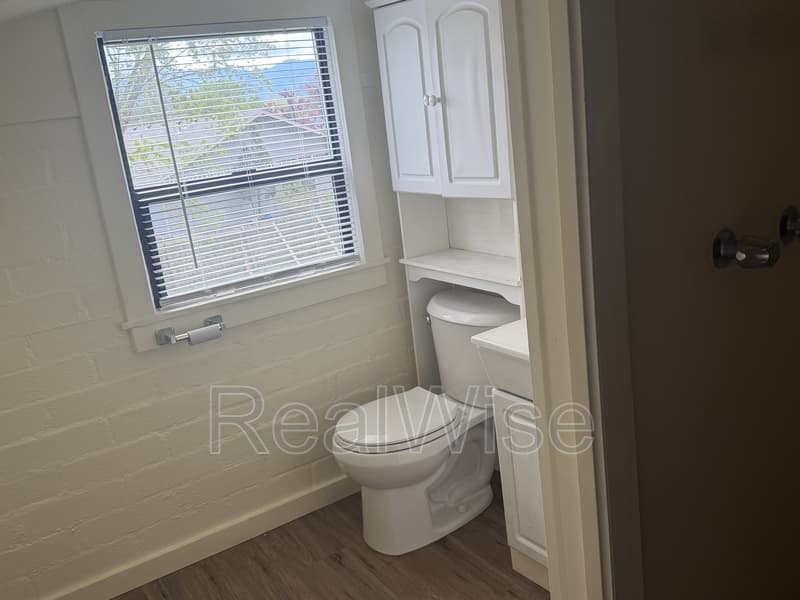 Grants Pass Condo: 1628 Leonard Rd