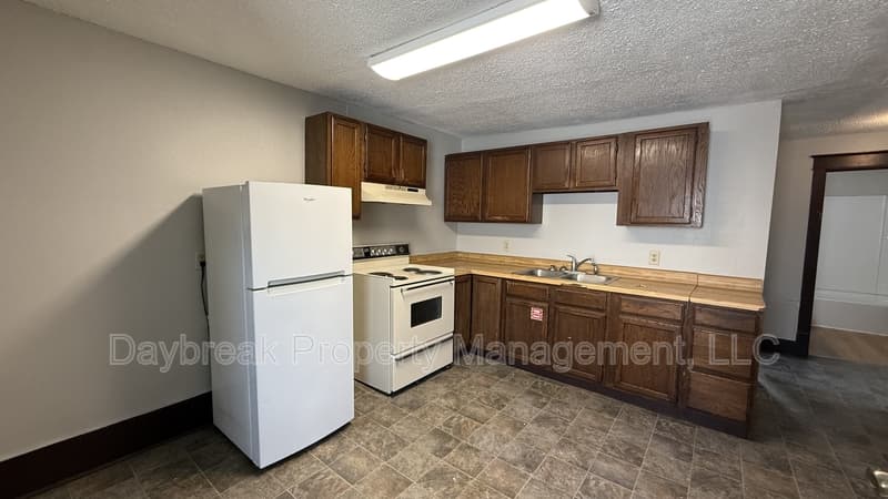Fargo Condo: 1235 11 1/2 Street North - 3