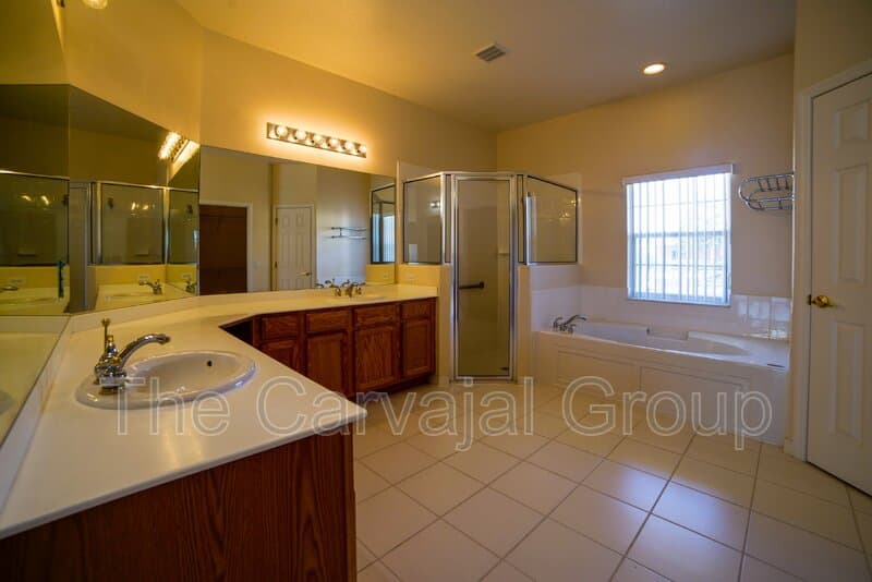 Poinciana House: 1196 Glendora Road North