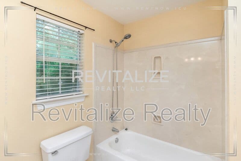 Mobile House: 2949 Cloverland Ct